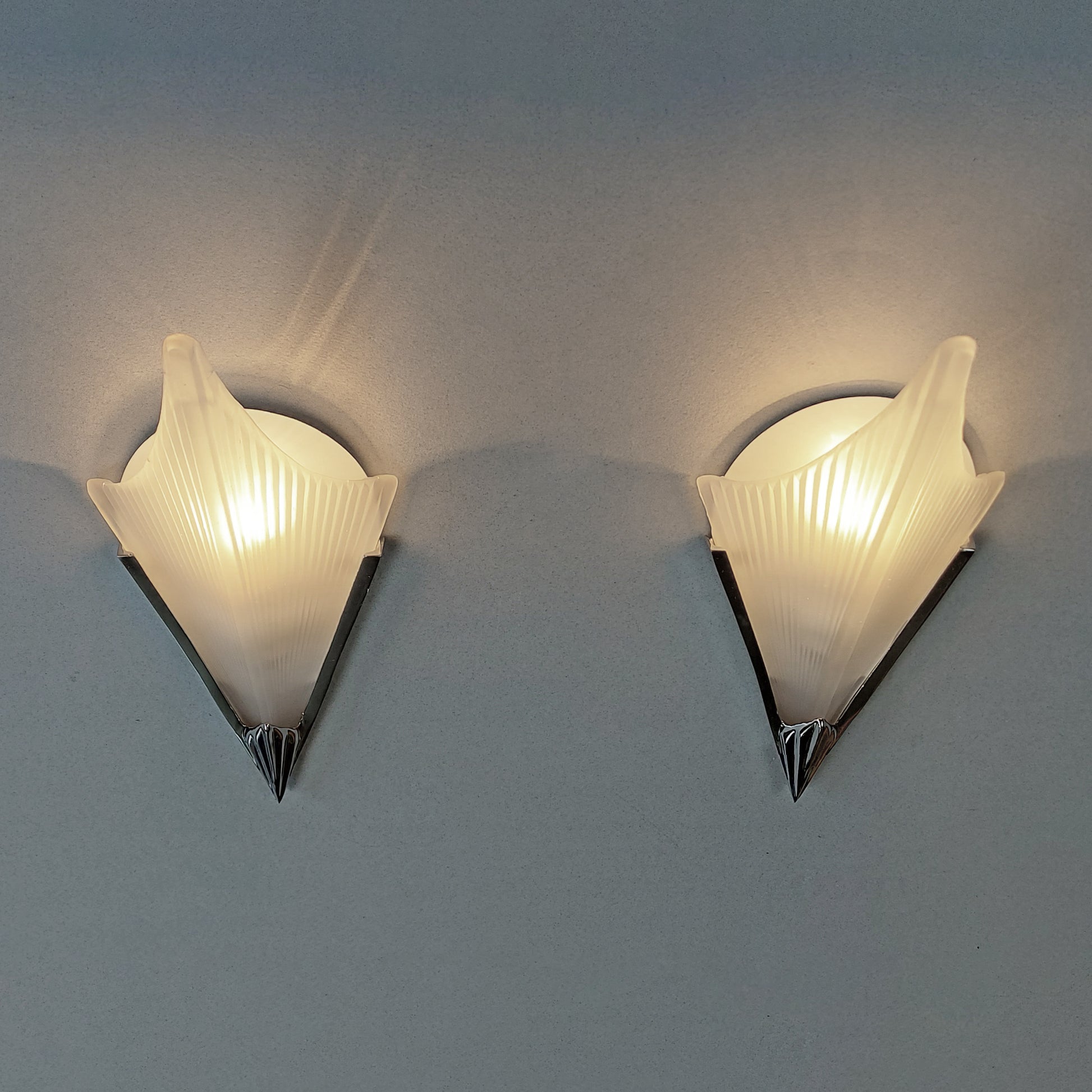 Pair of petit 1980s art deco revival sconces with chromed metal frame and frosted glass slip shades - Retro Lamp Shop