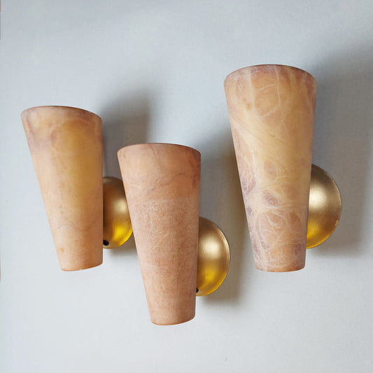 Set of 3 80s beige alabaster sconces with gold painted cast iron base - Retro Lamp Shop