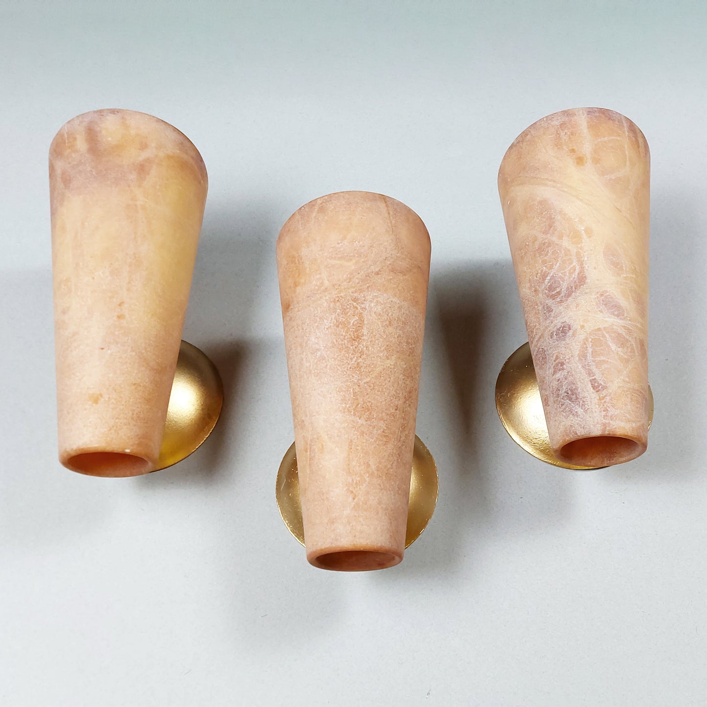 Set of 3 80s beige alabaster sconces with gold painted cast iron base - Retro Lamp Shop
