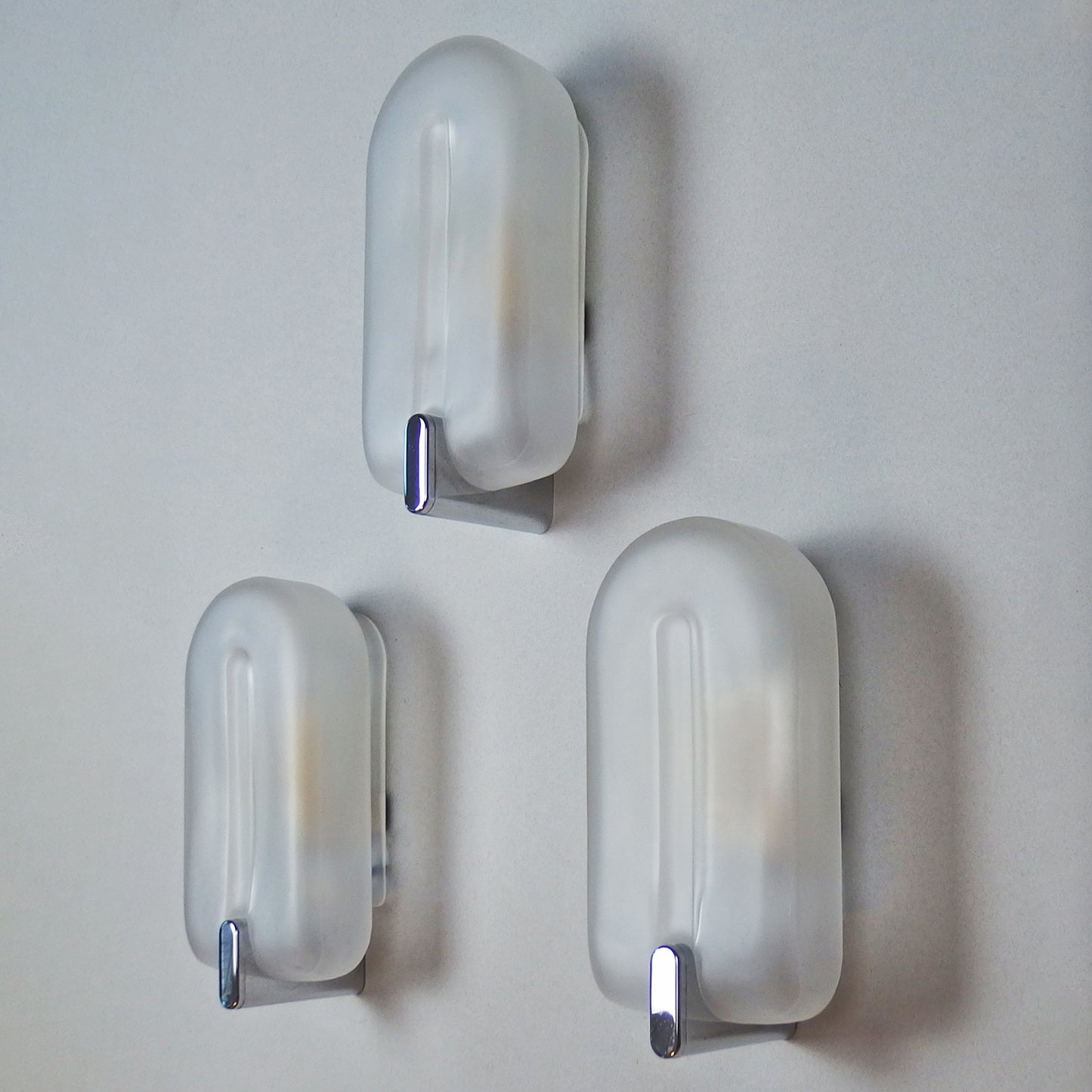 Set of 3 elegant 1980s sconces with frosted glass shades and chromed metal base - Retro Lamp Shop