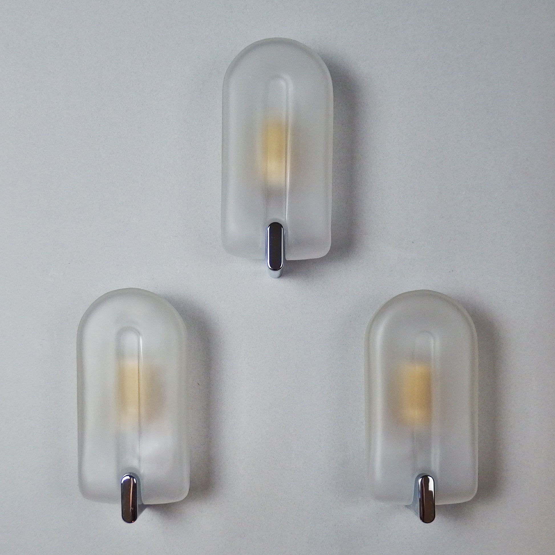 Set of 3 elegant 1980s sconces with frosted glass shades and chromed metal base - Retro Lamp Shop