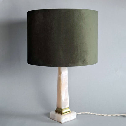 Hollywood regency 1950s vintage table lamp with onyx foot, brass elements and deep green velvet shade - Retro Lamp Shade