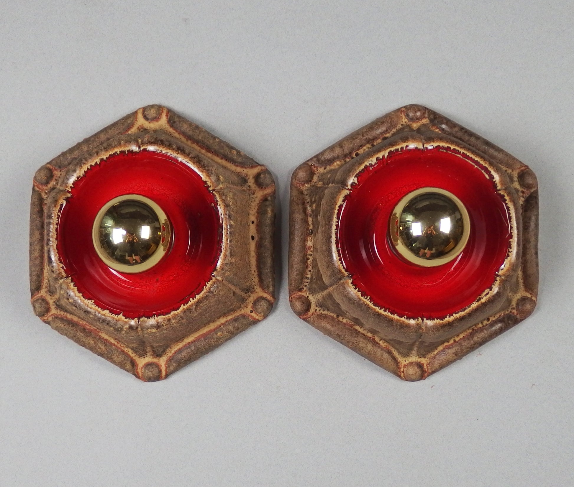 1 of 2 pairs of 70's pop art, ceramic sconces with volcanic glaze from Honsel - Retro Lamp Shop
