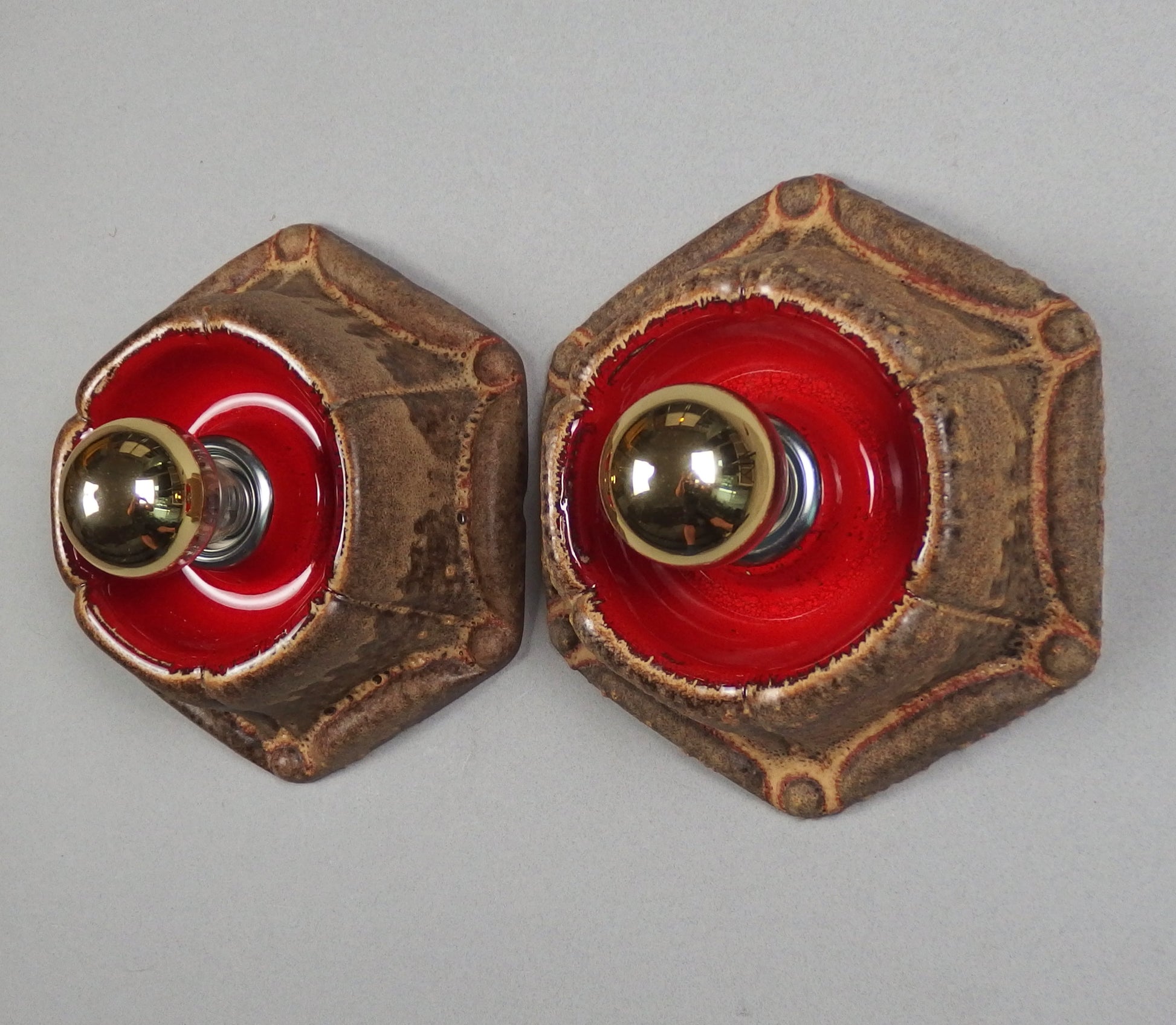 1 of 2 pairs of 70's pop art, ceramic sconces with volcanic glaze from Honsel - Retro Lamp Shop